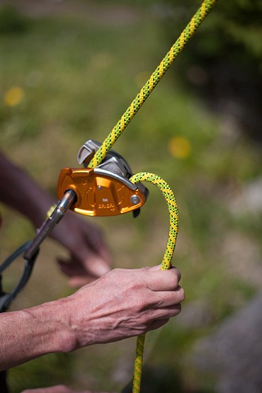 GRIGRI 2 Review – Assisted braking belay device - Climb ZA - Rock Climbing  & Bouldering in South Africa