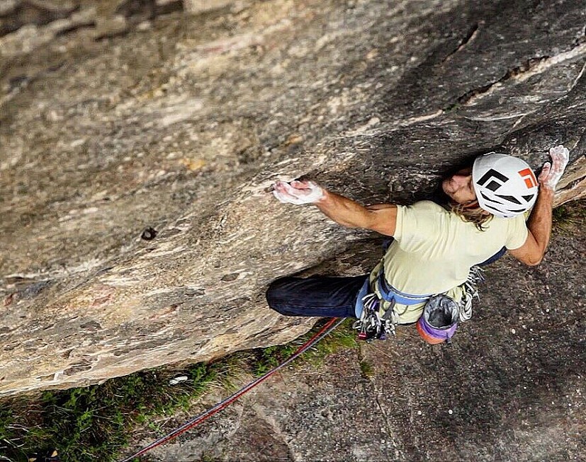 Matt on the crux of "Low Police Profile" E6 6b, route 4   © Ollie Keynes