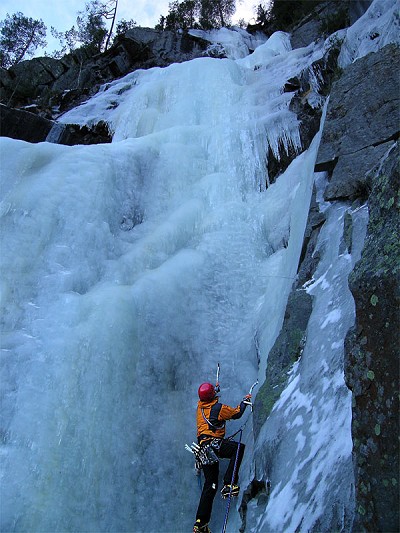 First ascent of two pitch waterfall @ Rjukan  © Tom Atle Bordevik
