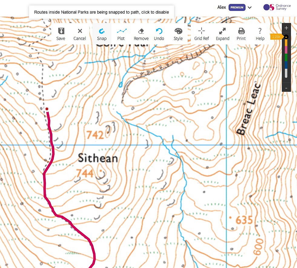 ‘Snap to path’ mode in OS Maps (web)  © Alex Roddie
