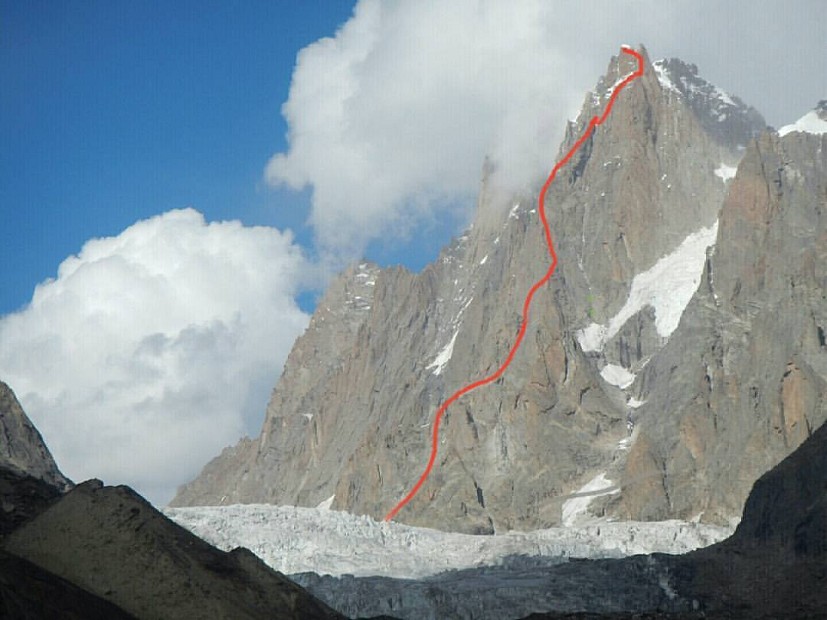 The line of the team's new route on Arjuna's South West Pillar  © Pete Graham