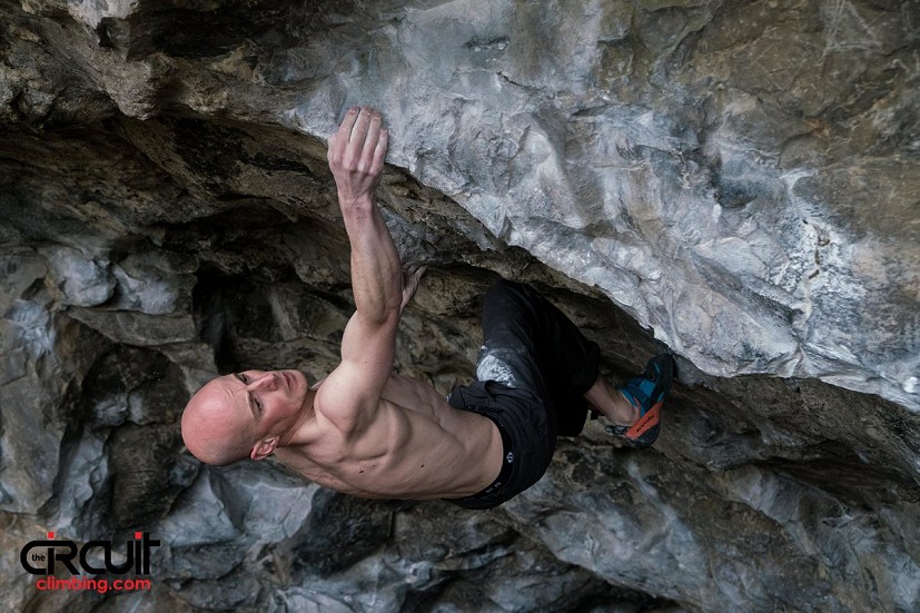 Jack Palmieri makes the 4th ascent of Malcolm Smith's Pilgrimage.  © Eddie Fowke/The Circuit Climbing Magazine