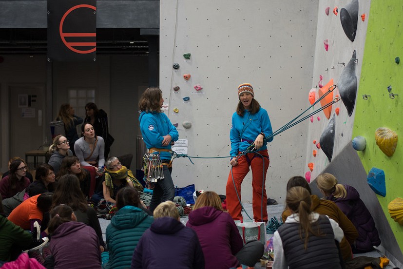 Sam Leary and Cath Wilson giving a trad rope skills clinic.  © Charlie Low