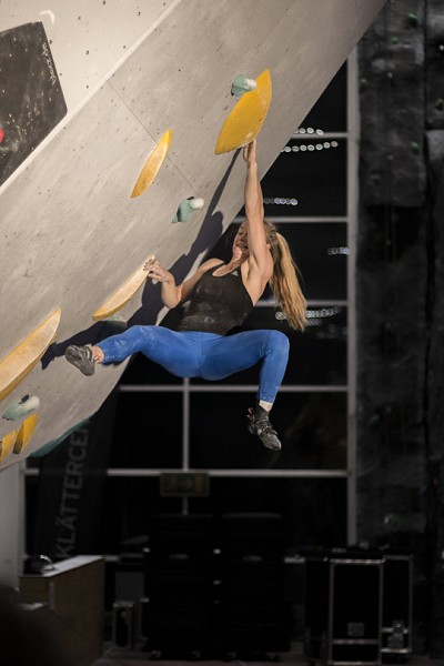 Shauna Coxsey working one of the problems at the Legends Only practice session  © Björn Pohl