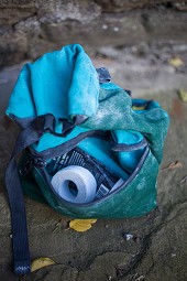 Boulder Bucket Pocket  © UKC Gear