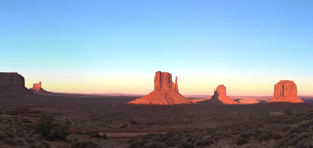 Monument Valley  © Eric9Points