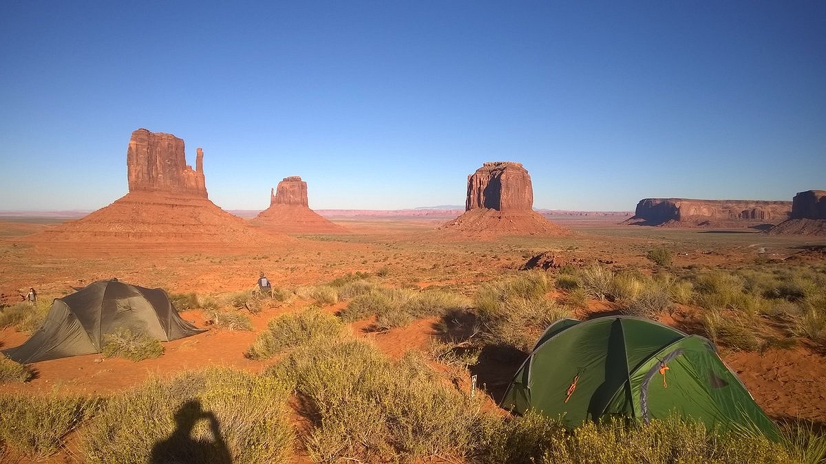 Monument Valley campsite  © Eric9Points