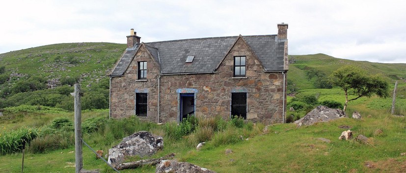 Craig, once a youth hostel but now a bothy (and better for it?)  © Geoff Allan