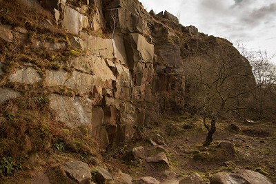 Harthill Quarry in all it's glory  © Rob Greenwood - UKC