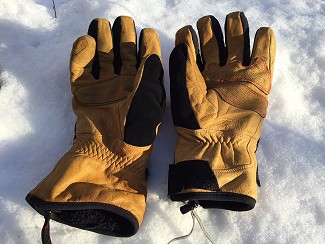 Guide Glove left, Guide Glove Short right  © Dan Bailey