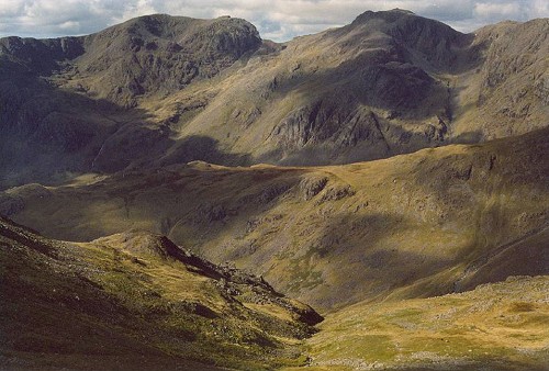 The Scafells today - bare rock and green grass  © John Johnston, Creative Commons Attribution 2.0