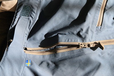 Chunky full leg zips and velcro waist adjustment  © UKC Gear