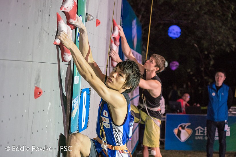 Speed is attracting top athletes from Lead and Bouldering ahead of Tokyo 2020: Tomoa Narasaki vs. Jan Hojer.  © Eddie Fowke/IFSC