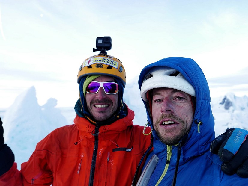 Summit selfie.  © Silvan Schüpbach