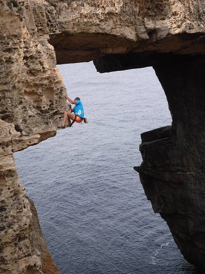 Stevie on a classic Gozo 6a solo, full ambience.  © Stevie Haston