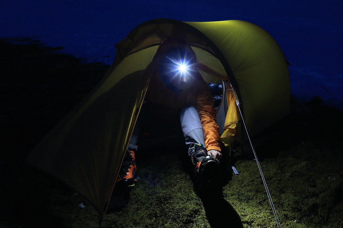 Standard mode offers plenty of light for hanging about in the camp  © Dan Bailey