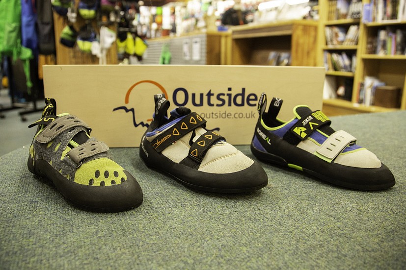 Flat, low tension, shoes with rounded toes  © Nick Brown - UKC