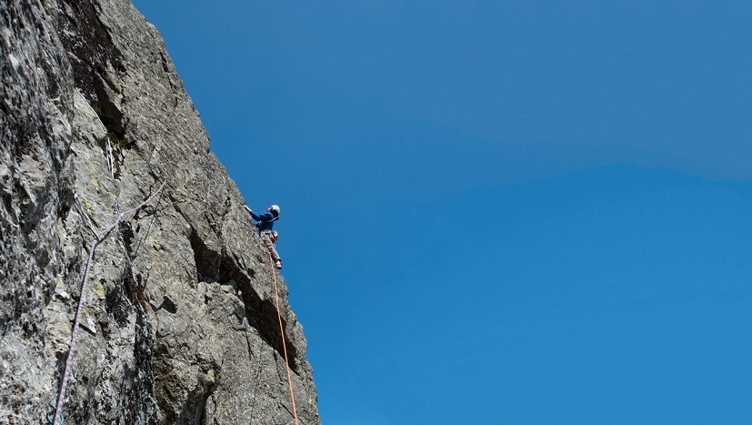 Rob traversing endlessly sideways on Scafell's 'The Lord of the Rings'  © Mark Almack