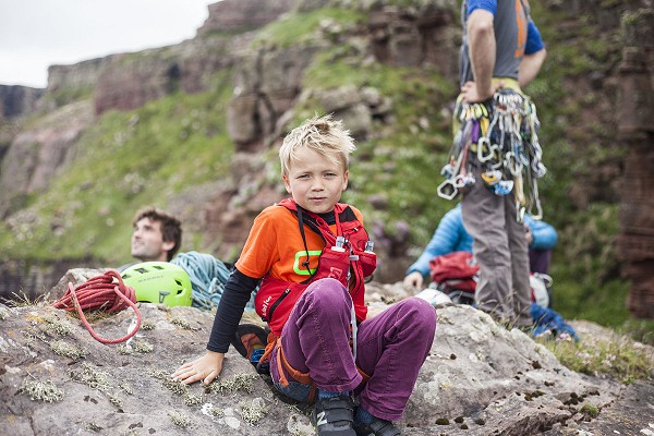 Edward Mills: climbing for his Mum Bekki and Climbers Against Cancer.  © Alex Shaw