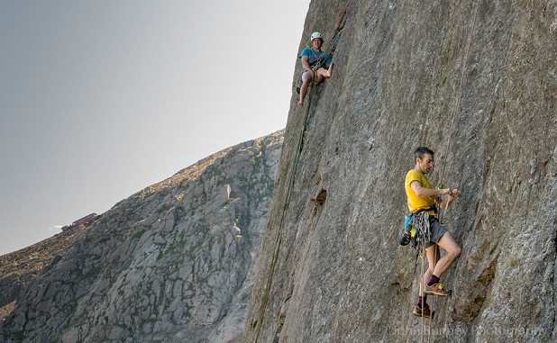 Johnny Dawes and James McHaffie prior to Caffs ascent of Masters Wall.   © John Bunney