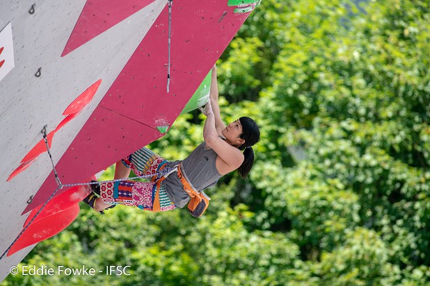 USA climber Ashima Shiraishi competing in Villars.  © Eddie Fowke/IFSC