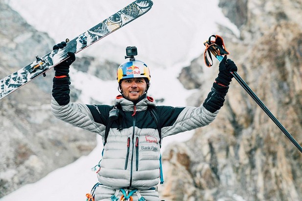 Andrzej Bargiel: First ski descent of K2.  © Marek Ogień/Red Bull Content Pool