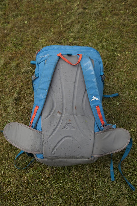 The Macpack Pursuit Back Panel