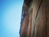AC/DC - Medji - top of 4th pitch belaying under the threatening roof crux pitch<br>© Haf42