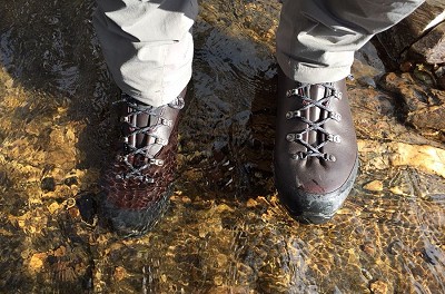 When new, the leather is pretty much completely waterproof  © Dan Bailey