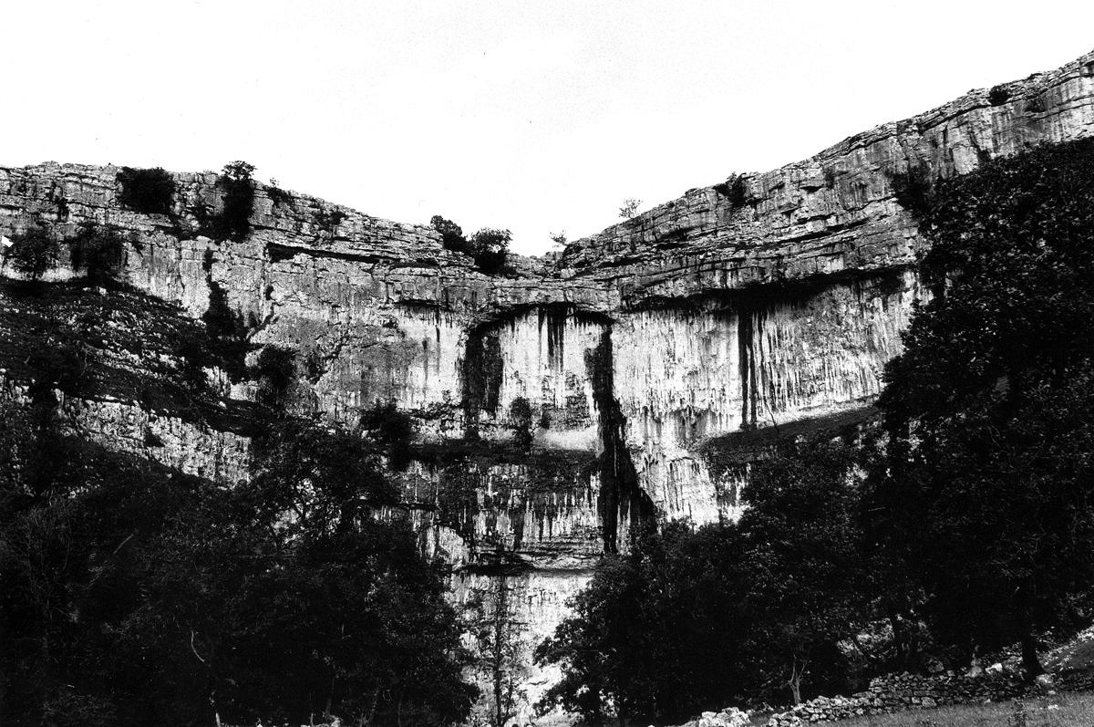 Malham Cove with its central wall, almost 300ft high,   © Ian Smith