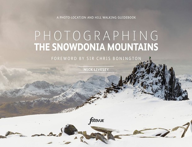Photographing the Snowdonia mountains cover  © FotoVUE