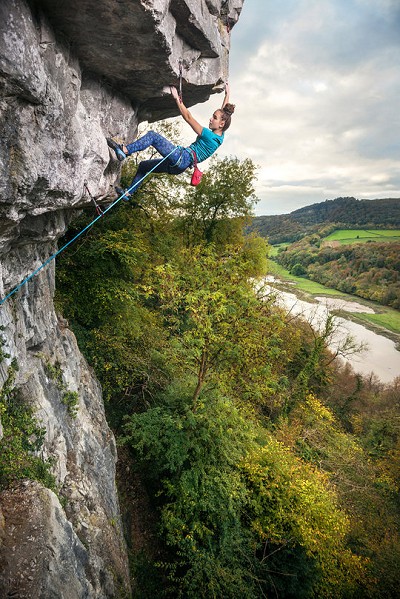 What crux move? Gwen Morgan cruising in the Wye Valley.  © Jon_Butters
