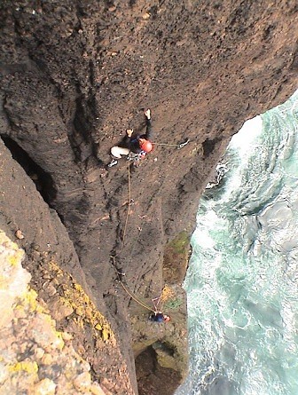 Ross Jones First ascent of Aisha E1 5a Esherness lighthouse 18/06/05