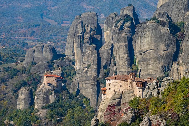 Rock and religion; the monasteries of Meteora.  © Chris Craggs