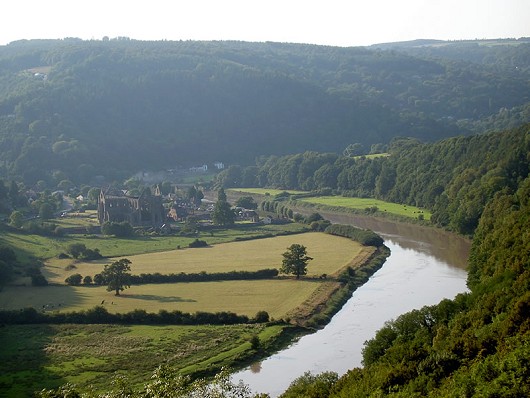 View from The Laughing Cavaliers, Shorn Cliff, Wye Valley  © Oliver Buxton