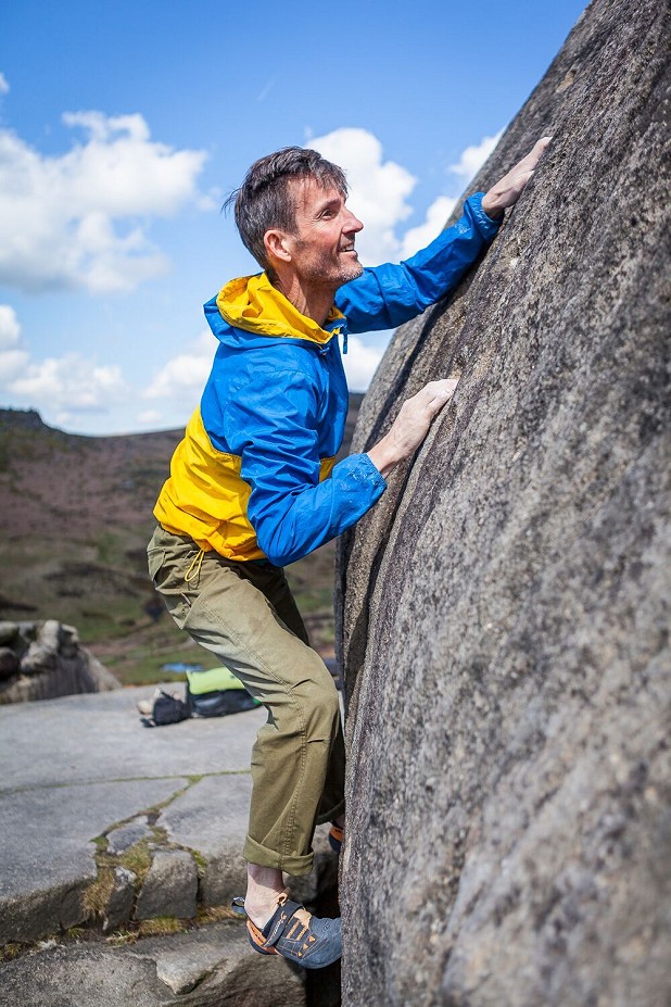 Moon Wind Cheater Jacket Competition  © UKC Articles