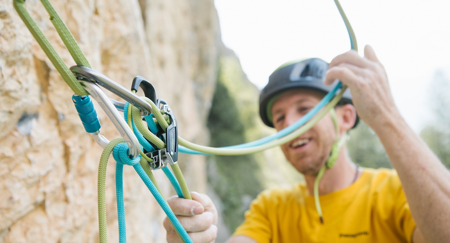 EDELRID athlete Tommy Caldwell putting the Giga Jul to use  © EDELRID