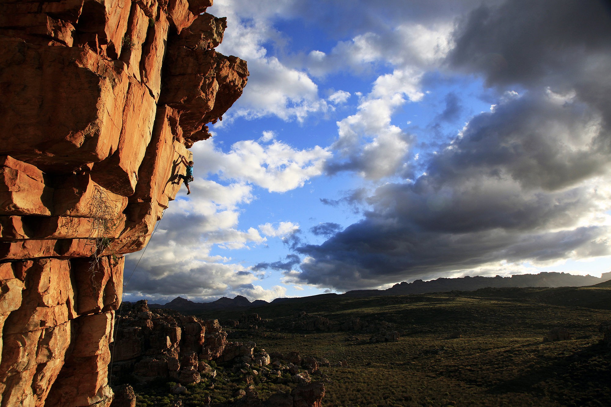 The author climbing in the Cederberg Wilderness Area, Western Cape, South Africa.  © Ramon Marin