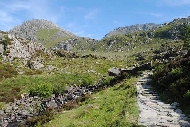 Tryfan from the Cwm Idwal path  © Alex Kendall