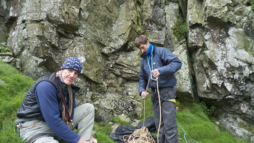 Rob Matheson (L) and Craig Matheson (R) - Racking up for Internal Combustion E6 6c, Raven Crag Threshwaite (2012).  © Matheson collection