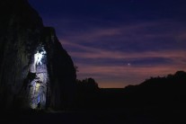 Night climbing in horseshoe quarry
