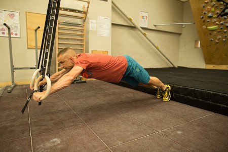 Extreme plank (aka: 'I's') – high under-cuts & gastons  © Nick Brown
