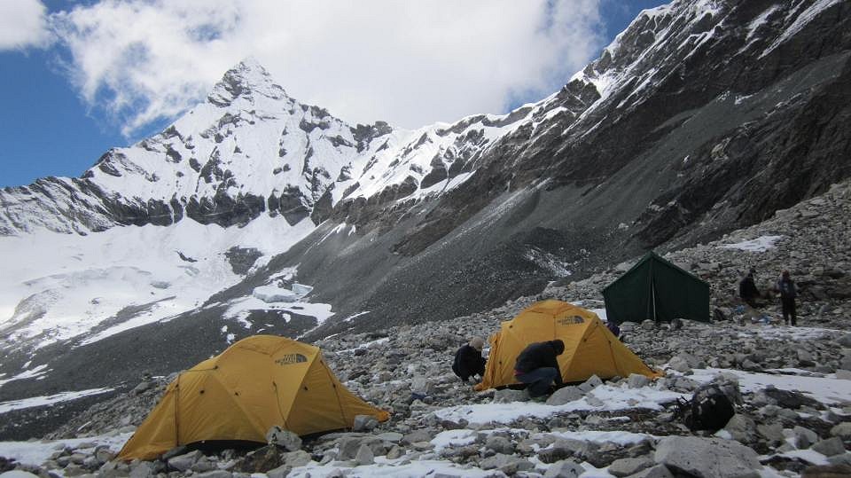 Base Camp Amphu Lapcha/Mera Peak Nepal/   via: https://www.thirdrockadventures.com/trip/mera-peak-climbing  © Thirdrockadventures