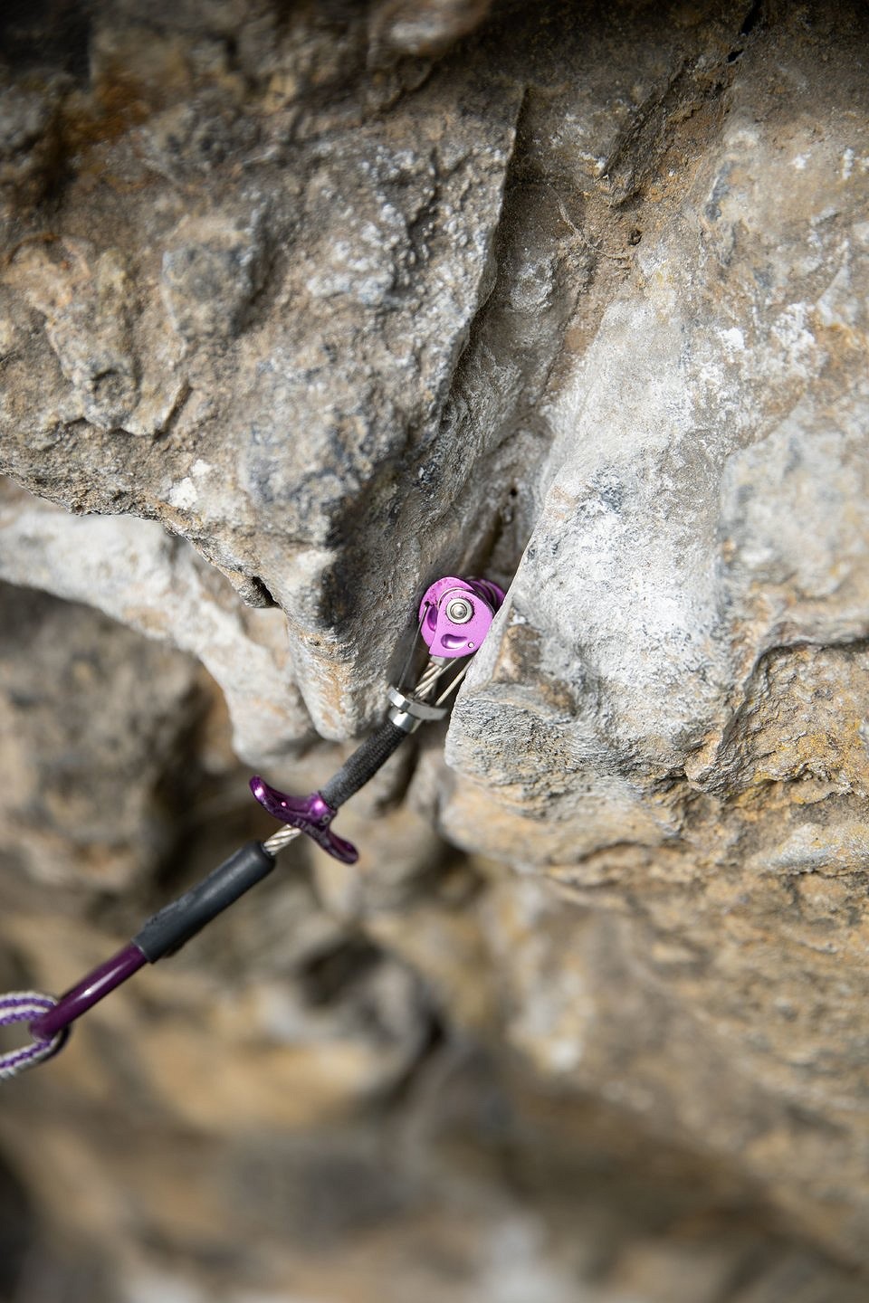 The ultimate test for a cam: polished Stoney limestone  © UKC Gear
