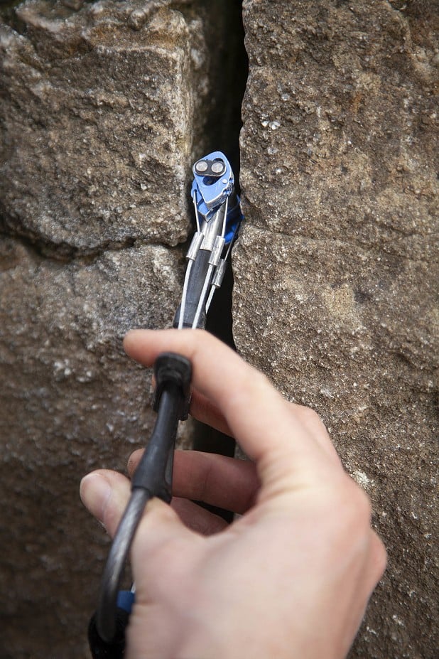 The thumb loop and trigger feel great in use  © UKC Gear