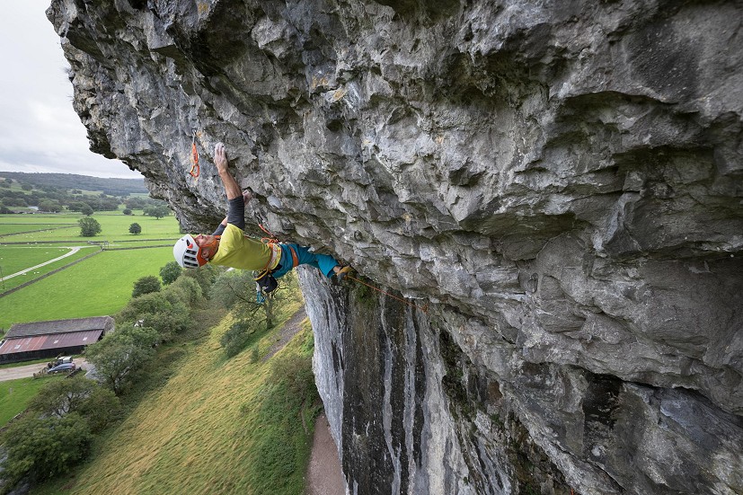Movement drills teach us the mental control for holding it together on steep, difficult ground. The author hangs in there on the first ascent of Showstopper 8a+, Kilnsey in July 2019.  © John Thornton/Petzl