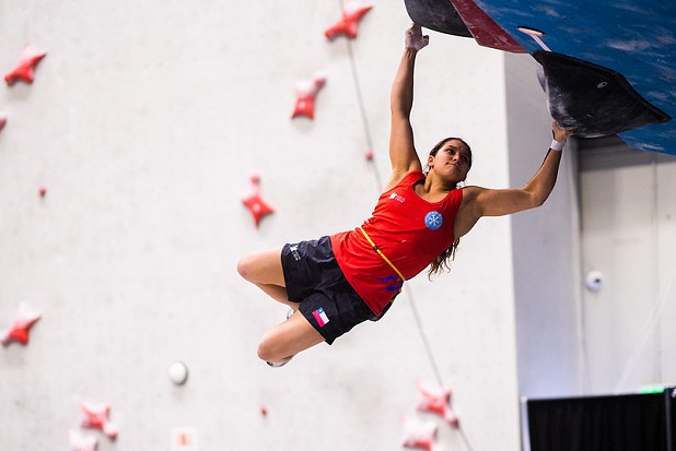 Alejandra Contreras of Chile climbed to 2nd place.  © IFSC