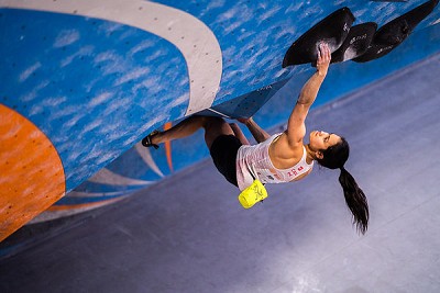 Alannah Yip dominated the Boulder round and won the event, earning a Tokyo ticket.  © IFSC