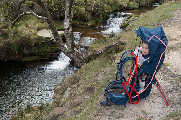 The frame in colour, with support for your back, the child's back and the pack itself  © UKC Gear