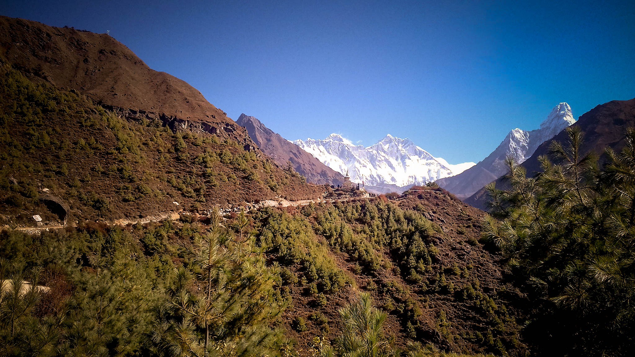 On the way To Everest Base Camp Trek, Backdrop of Amadabalam Mountain  © Josec